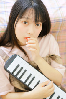 男朋友手伸进去了